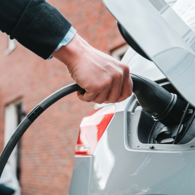 10 tips bij het aanschaffen van zakelijke laadpalen